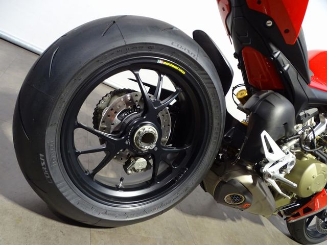 ducati - streetfighter-v4s