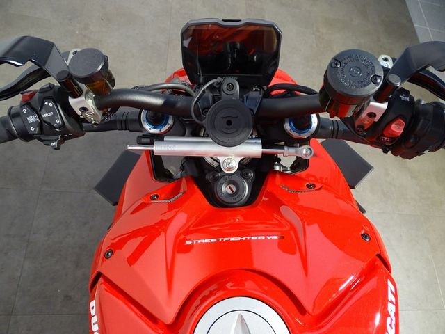 ducati - streetfighter-v4s