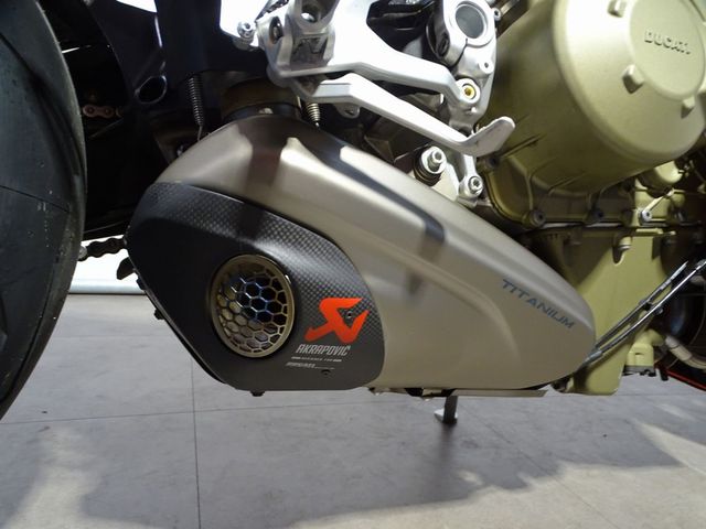 ducati - streetfighter-v4s