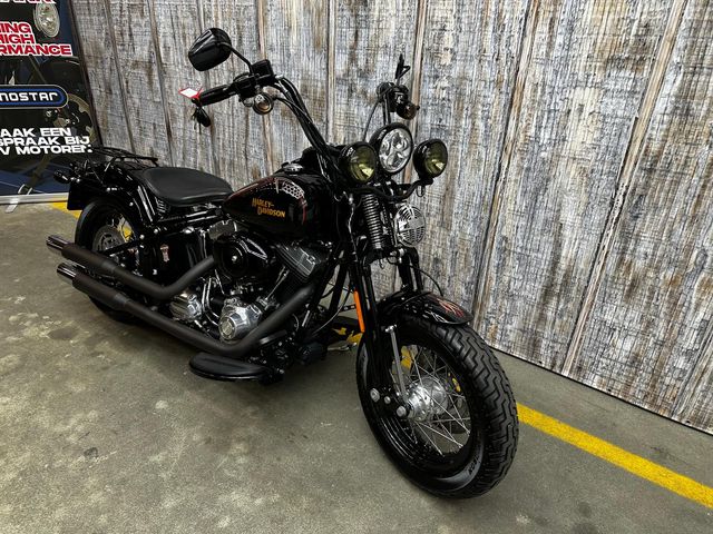 harley-davidson - cross-bones-flstsb