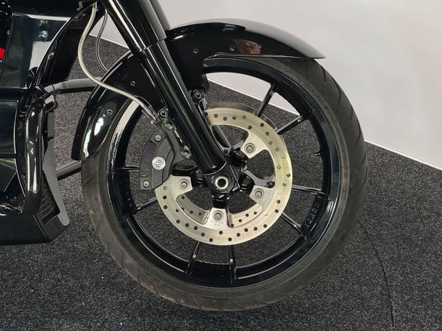 harley-davidson - road-glide