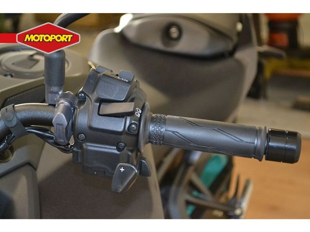 yamaha - mt-09-y-amt