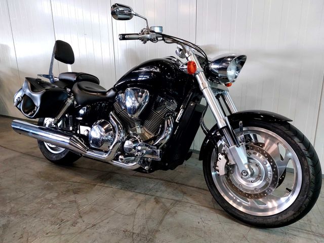 honda - vtx-1800