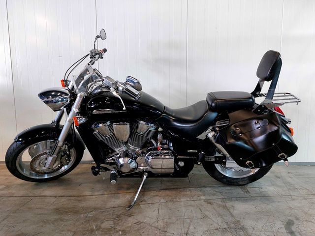 honda - vtx-1800
