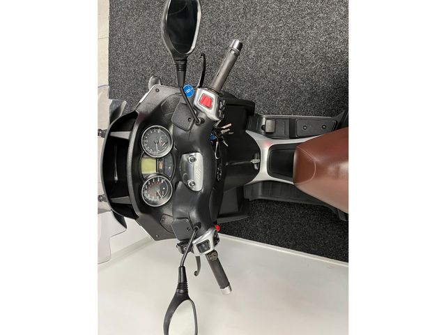 piaggio - mp3-500-lt