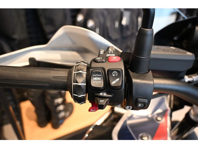 bmw - r-1250-gs-adventure