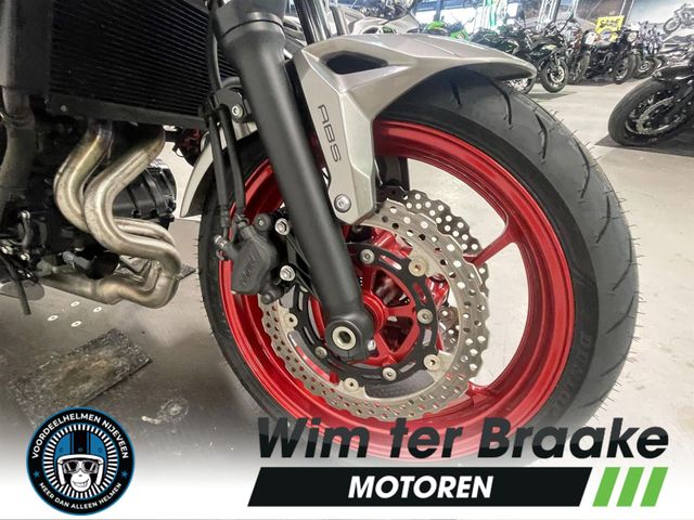 kawasaki - z650