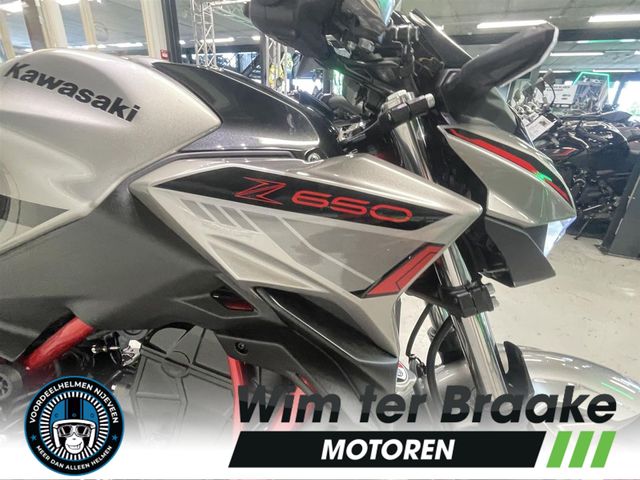 kawasaki - z650