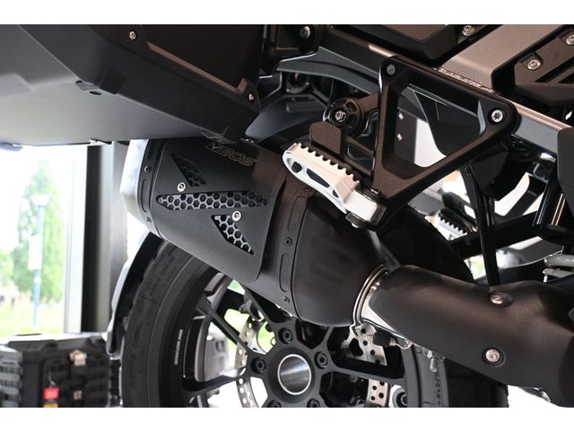 bmw - r-1300-gs-adventure