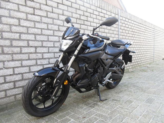 yamaha - mt-03