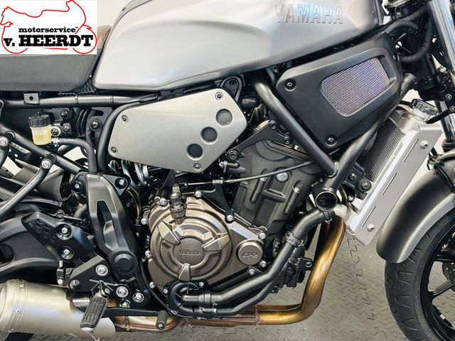 yamaha - xsr-700-abs