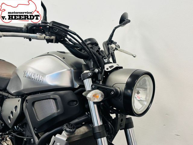 yamaha - xsr-700-abs