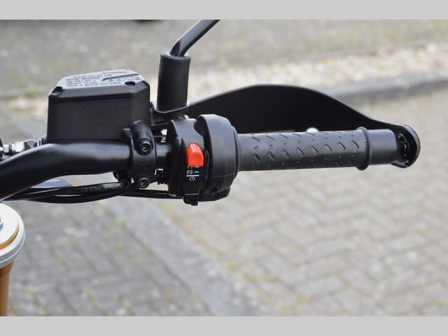aprilia - dorsoduro-900-abs
