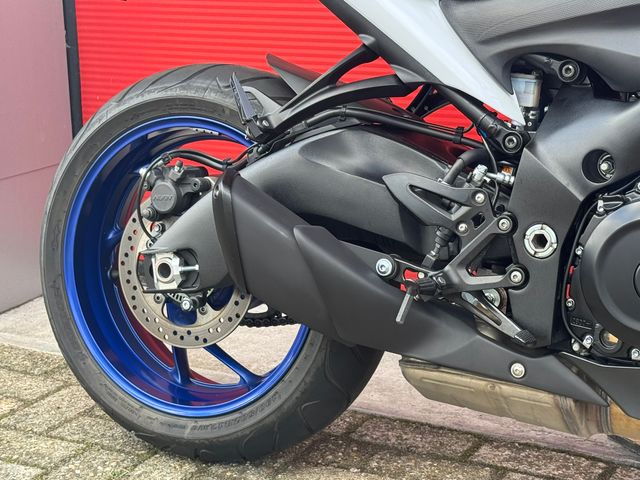 suzuki - gsx-s-1000-abs