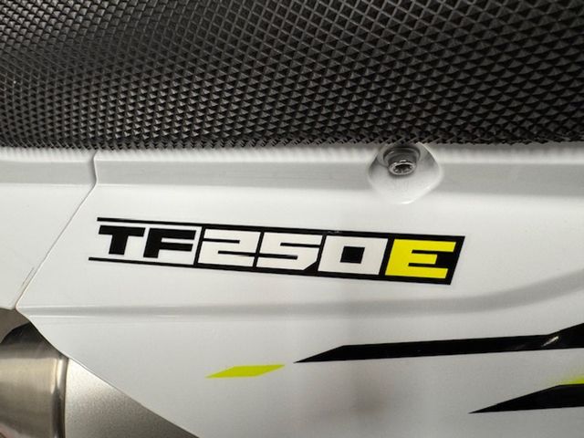 triumph - tf-250-e