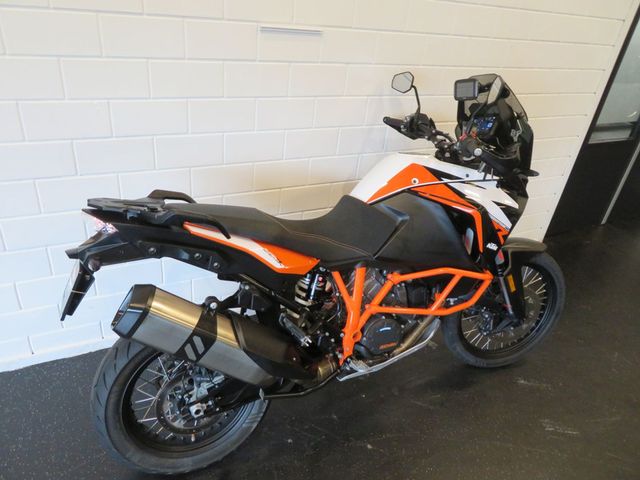 ktm - 1290-super-adventure-r