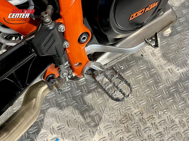 ktm - 690-duke