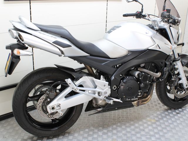 suzuki - gsr-600-a