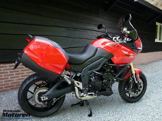 triumph - tiger-1050-se