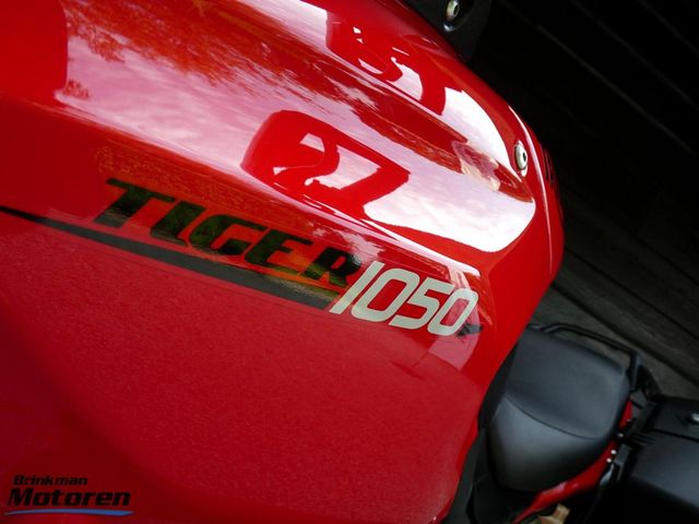 triumph - tiger-1050-se