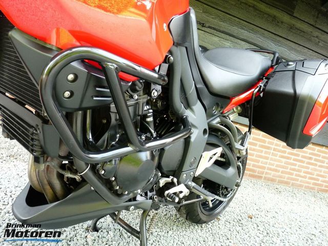triumph - tiger-1050-se
