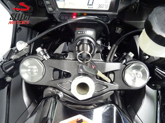 honda - cbr-1000-rr-fireblade