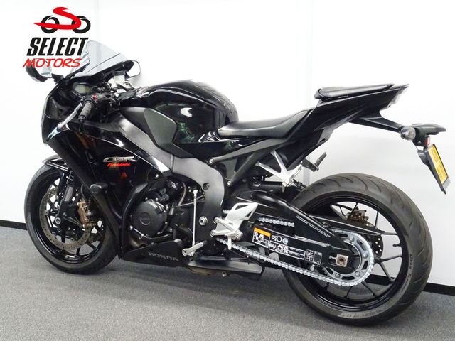 honda - cbr-1000-rr-fireblade