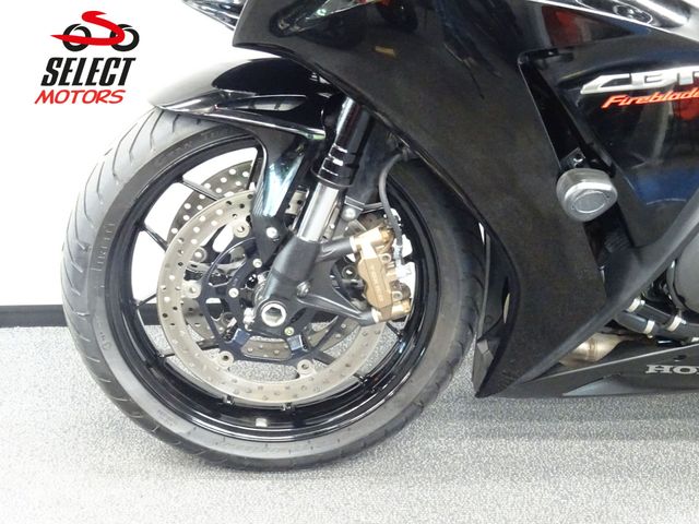 honda - cbr-1000-rr-fireblade