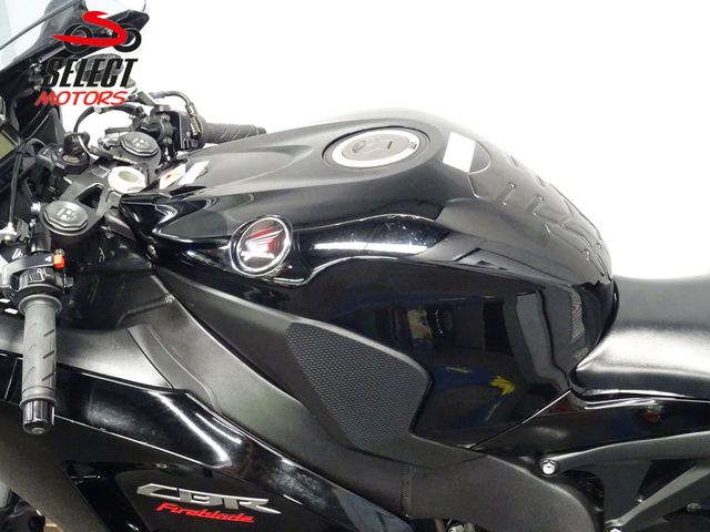 honda - cbr-1000-rr-fireblade