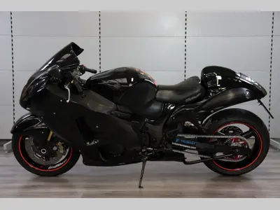 SUZUKI GSX 1300 R – foto 3