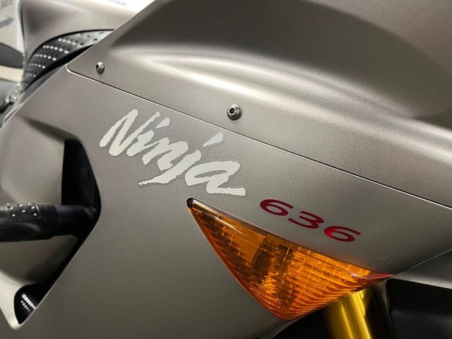 kawasaki - zx-6r-ninja