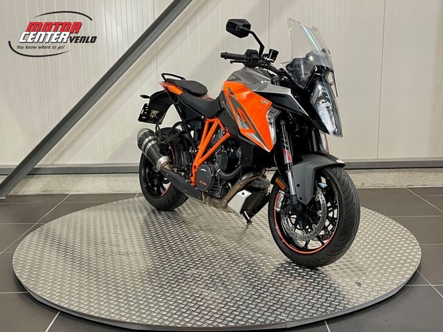 ktm - 1290-super-duke-gt