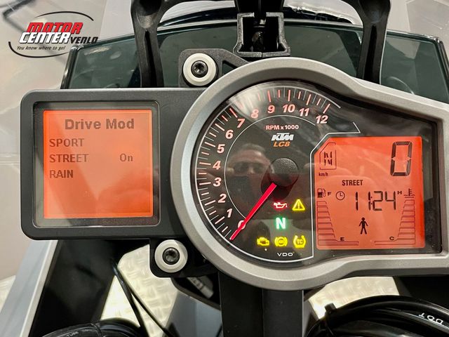 ktm - 1290-super-duke-gt