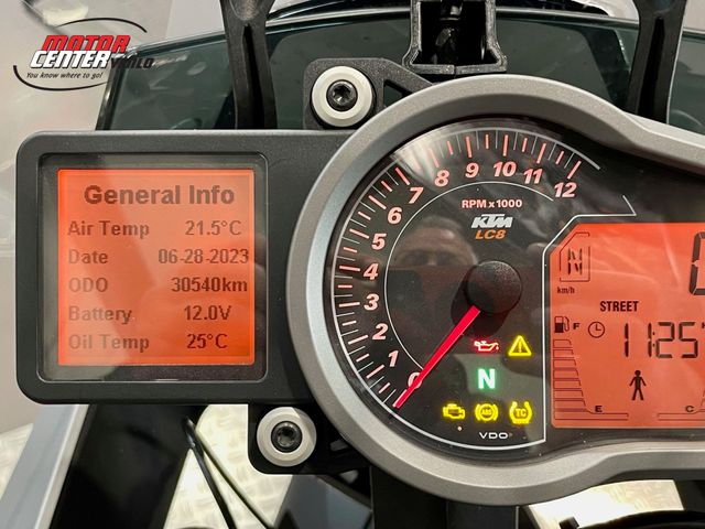 ktm - 1290-super-duke-gt