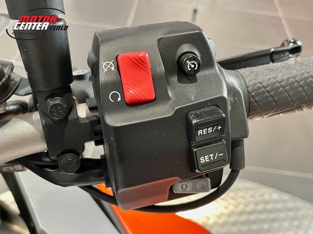 ktm - 1290-super-duke-gt
