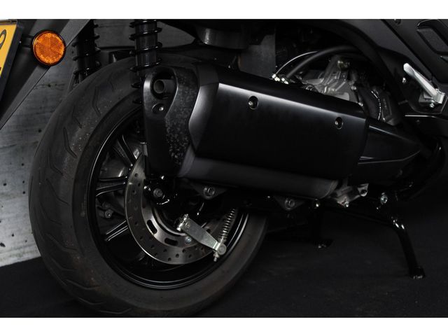 yamaha - tricity-300