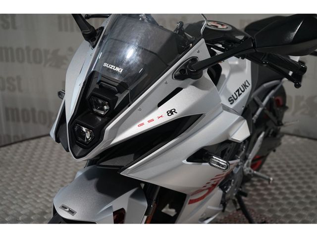 suzuki - gsx-8r
