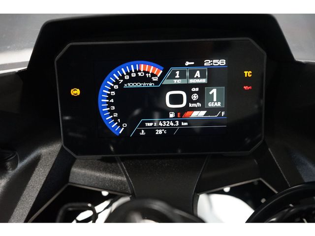 suzuki - gsx-8r
