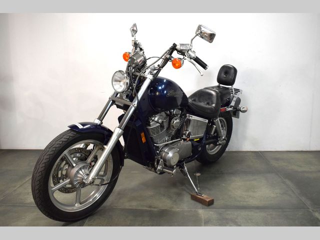 honda - vt-1100-c-shadow