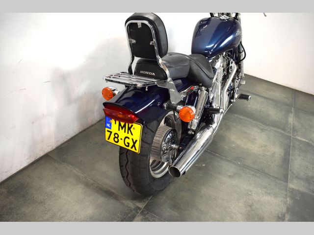 honda - vt-1100-c-shadow