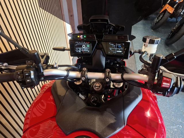 yamaha - tracer-9