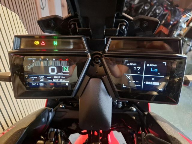 yamaha - tracer-9
