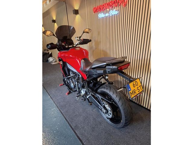 yamaha - tracer-9