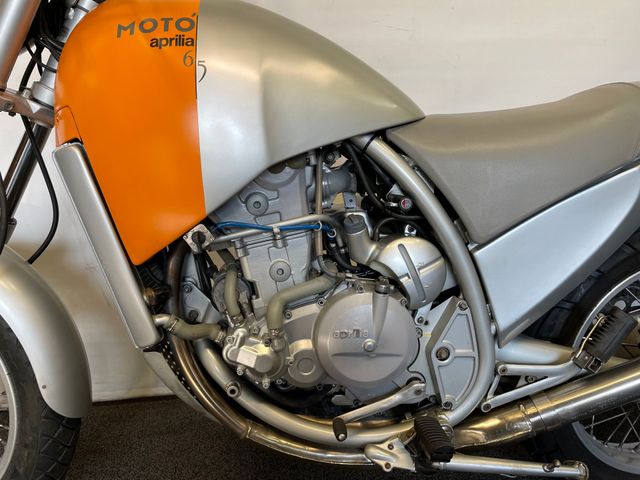 aprilia - moto--65