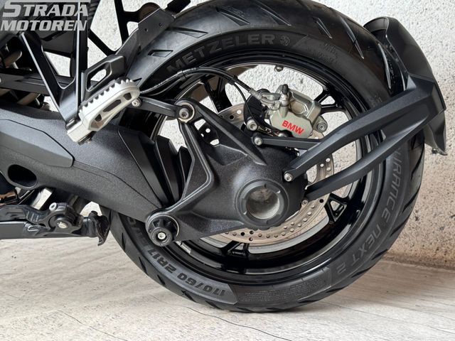 bmw - r-1300-gs-triple-black