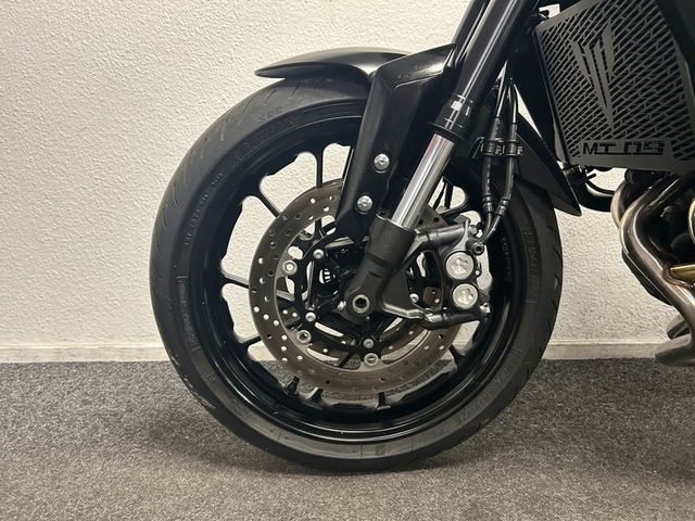 yamaha - mt-09