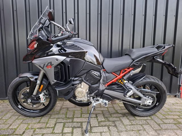 ducati - multistrada-v4-s