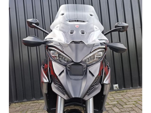 ducati - multistrada-v4-s
