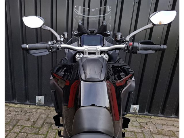 ducati - multistrada-v4-s