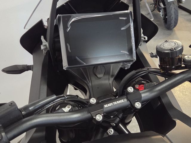 ktm - 1290-super-adventure-s